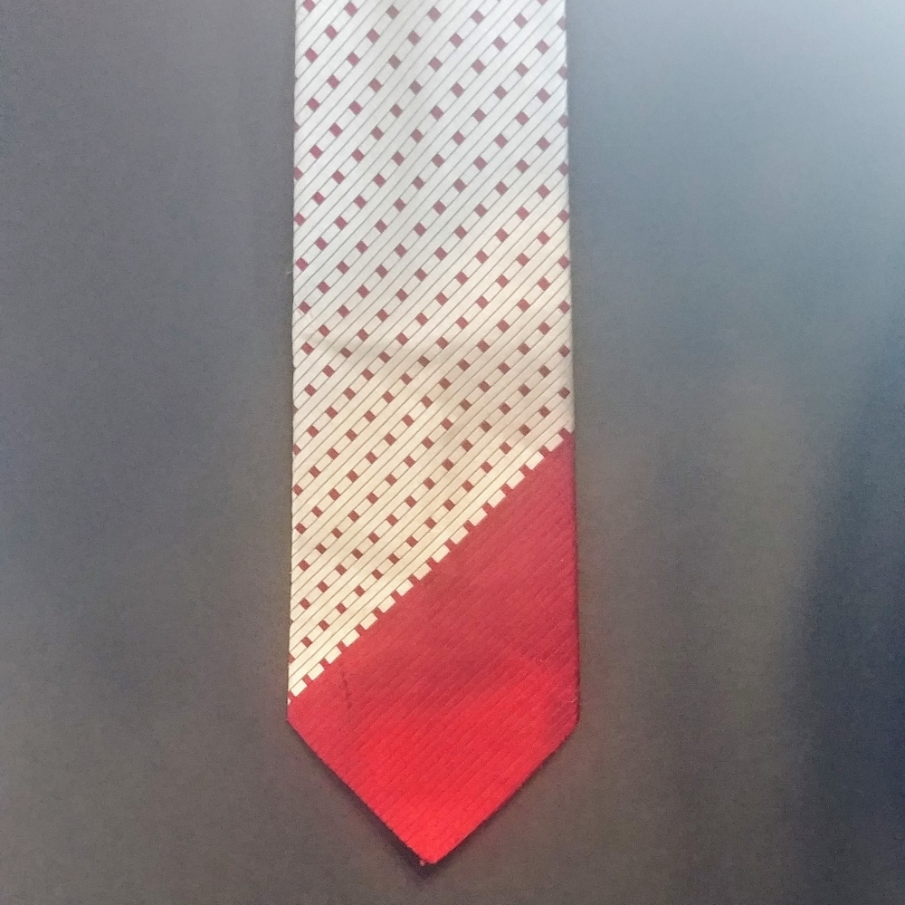 Grey and Red Vintage Tie.
